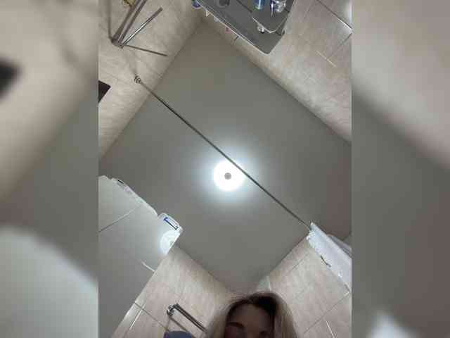 KateMid webcam