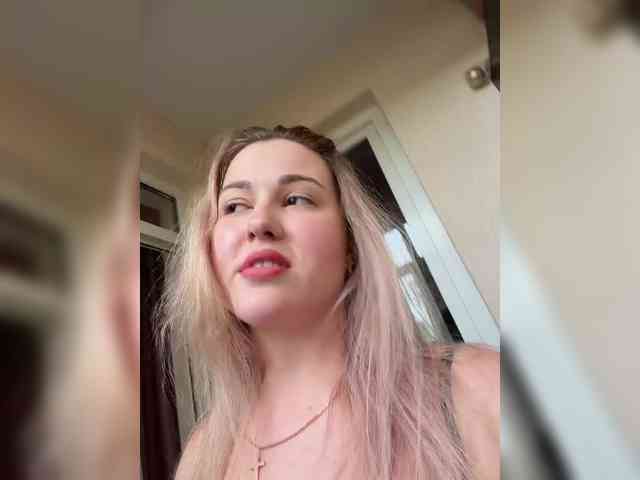 KateMid webcam