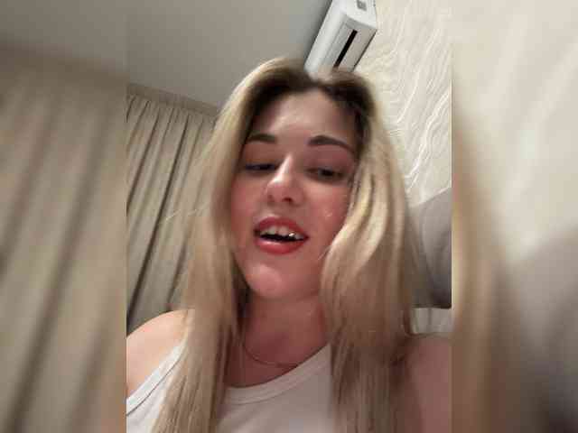 KateMid webcam