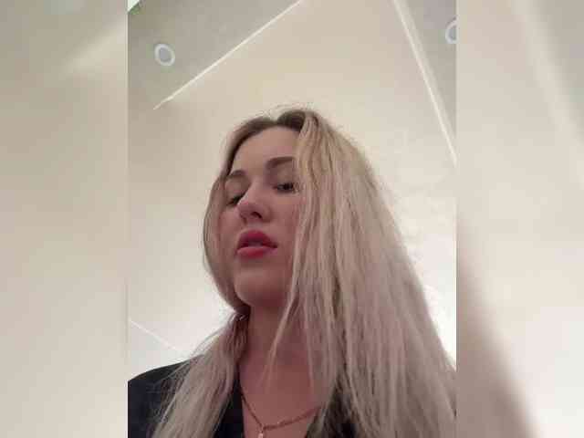 KateMid webcam