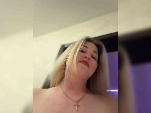 KateMid webcam