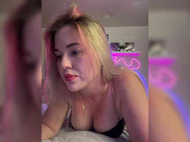 KateMid webcam