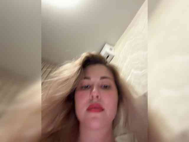 KateMid webcam
