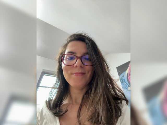 christineswee live cam on BongaCams