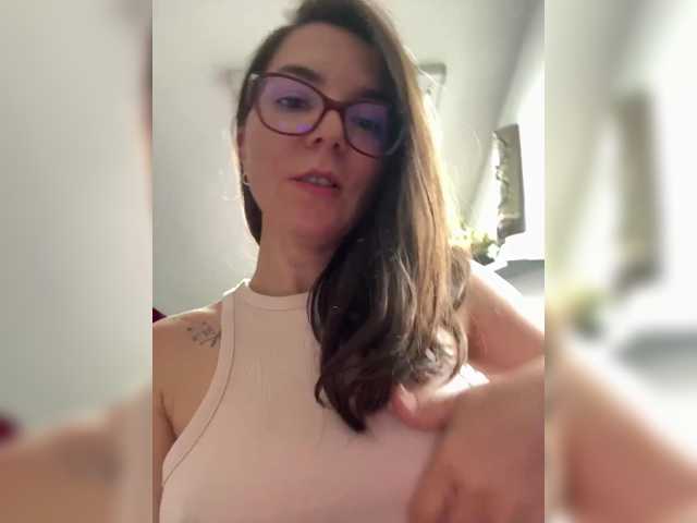 DianeSweeet live cam preview