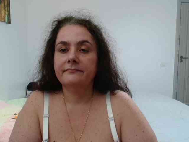 ClaudetteBBW webcam