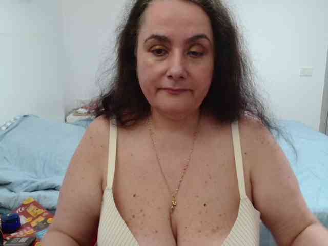ClaudetteBBW webcam
