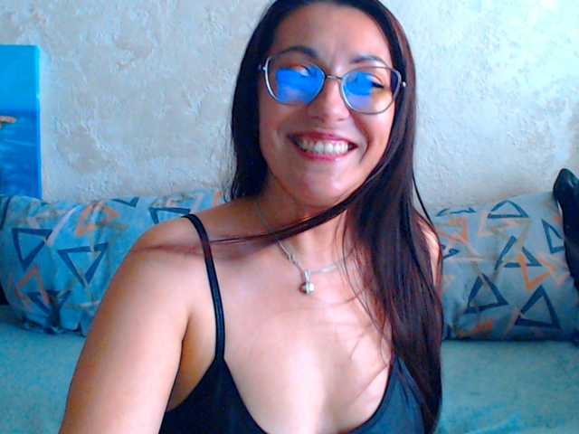 janettekitty live webcam show
