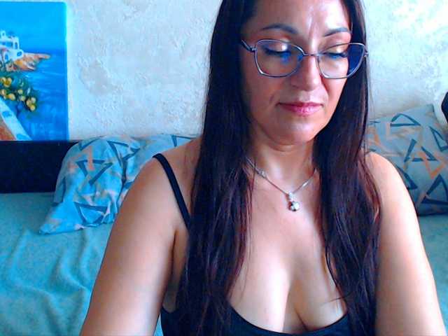 janettekitty live webcam show