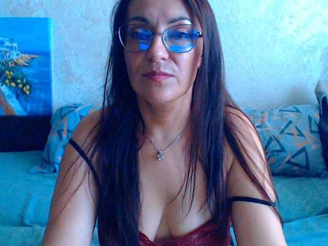 janettekitty live webcam show