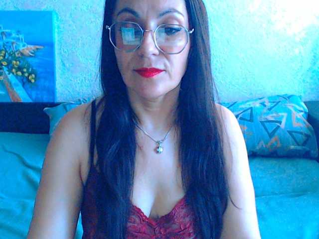 janettekitty live cam on BongaCams
