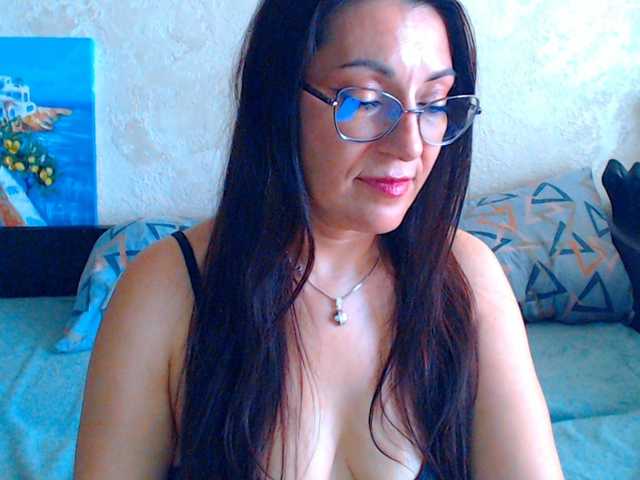 janettekitty live webcam show