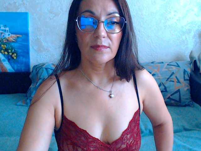 janettekitty live webcam show