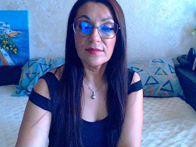 JanetteKitty live webcam show