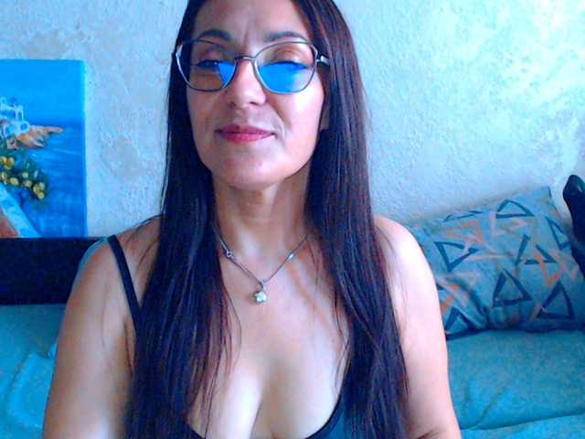 janettekitty live webcam show