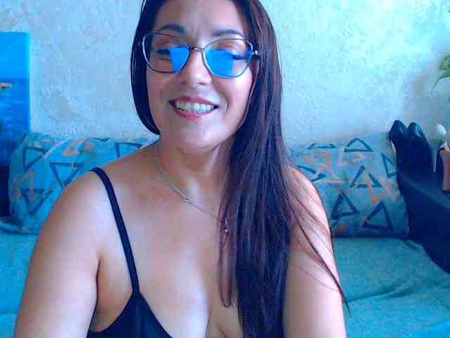 JanetteKitty webcam