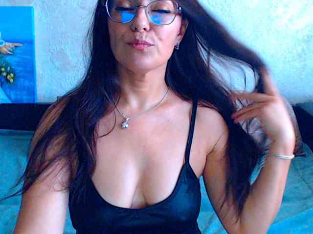 JanetteKitty webcam