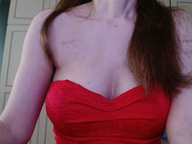 Camgirl deadivina sur Bongacams