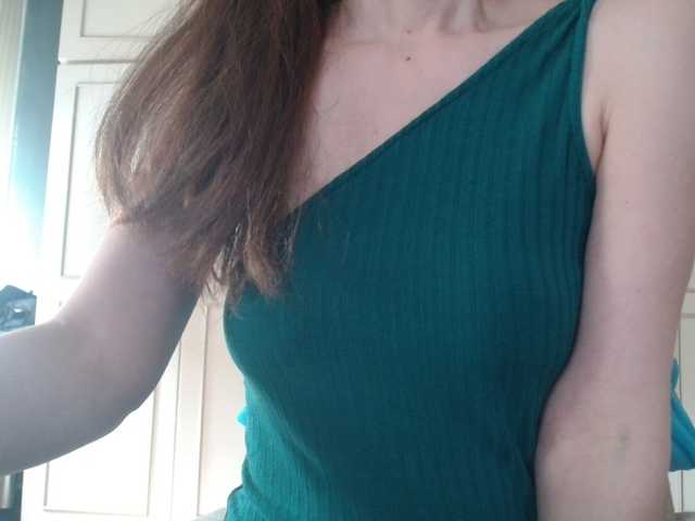 deadivina live cam on BongaCams
