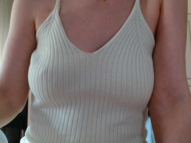 Magiee live webcam show