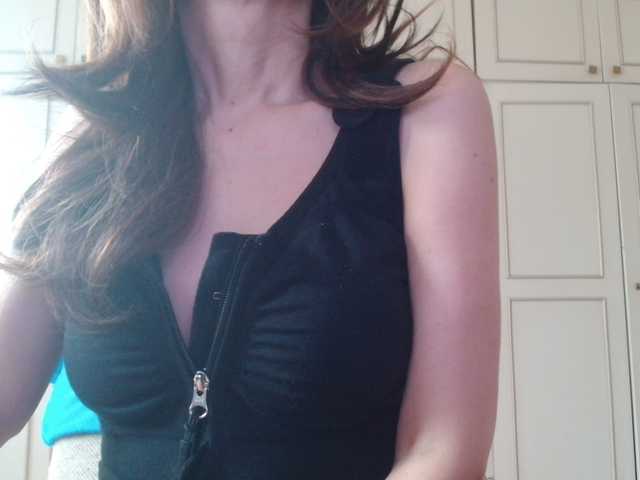 deadivina's BongaCams show and profile