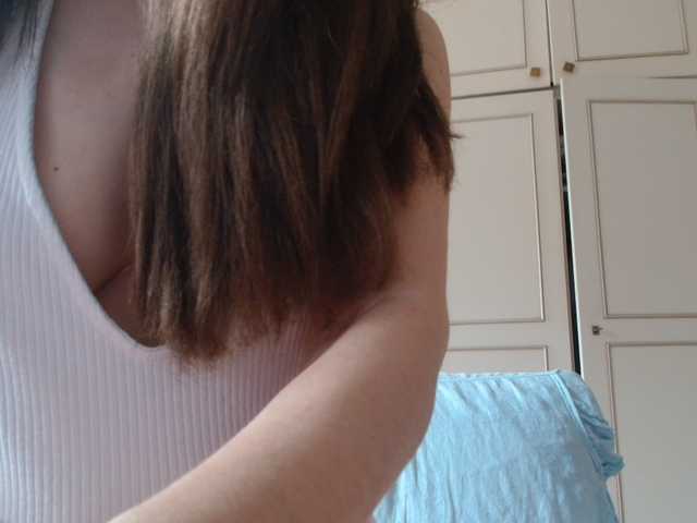 deadivina live cam on BongaCams