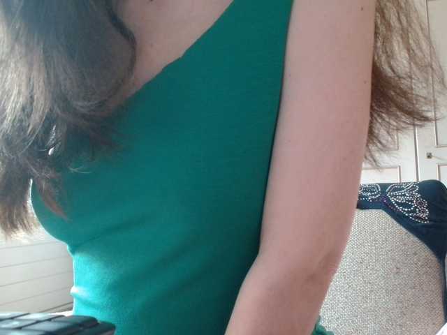 deadivina live cam on BongaCams