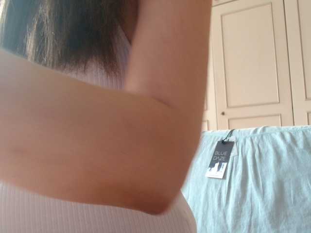deadivina live cam on BongaCams