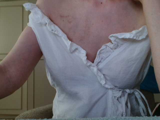deadivina live cam on BongaCams