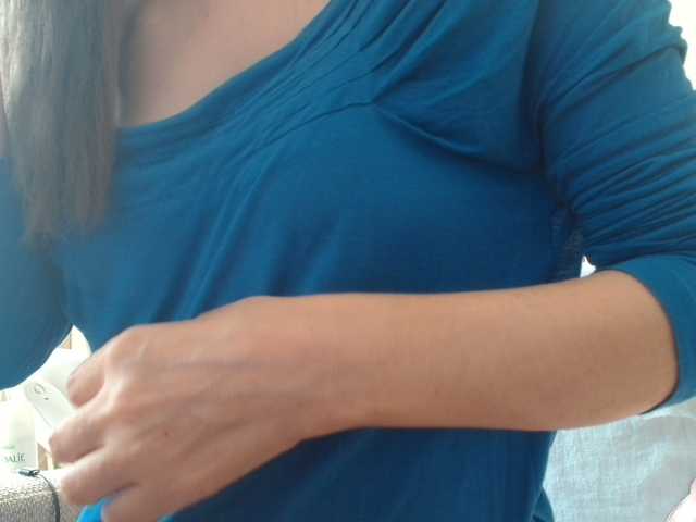deadivina live cam on BongaCams