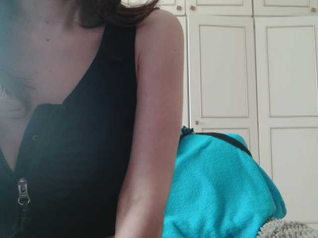 Camgirl deadivina sur Bongacams