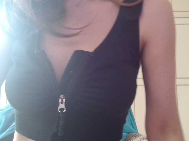 deadivina's BongaCams show and profile