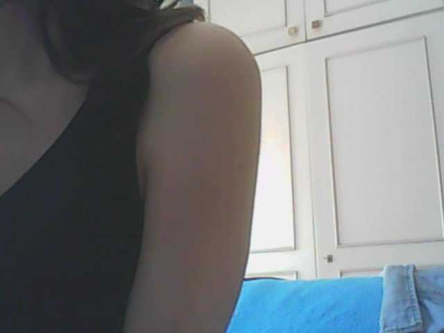 Camgirl deadivina sur Bongacams