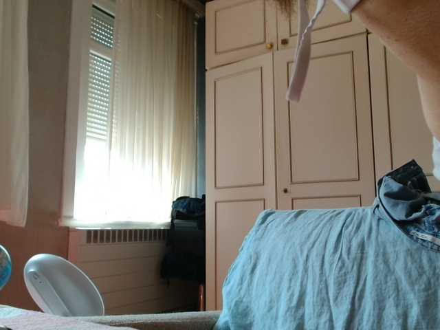 deadivina live cam on BongaCams