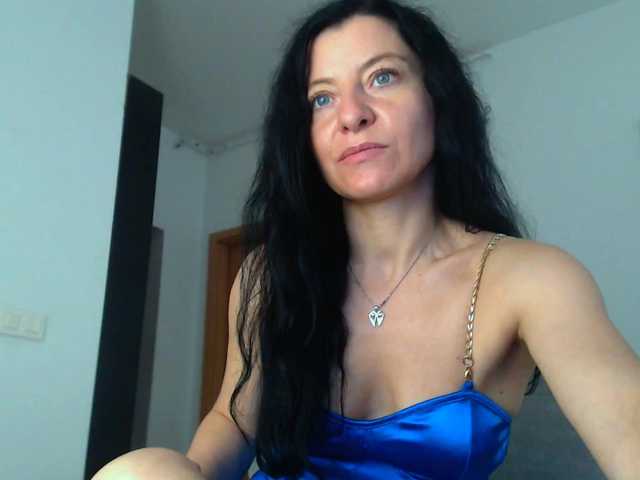 blueyesbaby's BongaCams show and profile