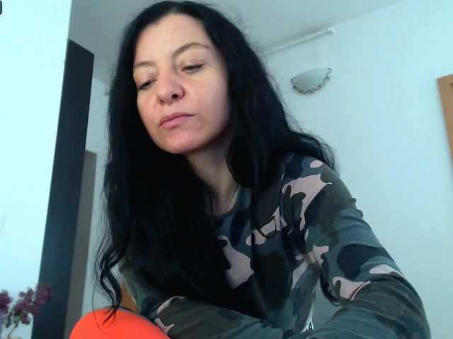 blueyesbaby's BongaCams show and profile