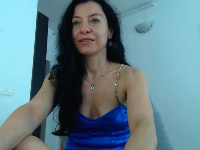 Sex chat gratuit in direct cu blueyesbaby pe BongaCams