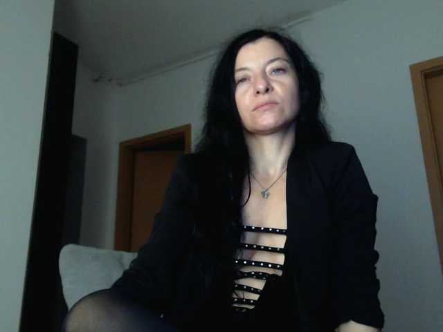 blueyesbaby live cam on BongaCams