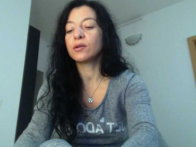 blueyesbaby live cam on BongaCams