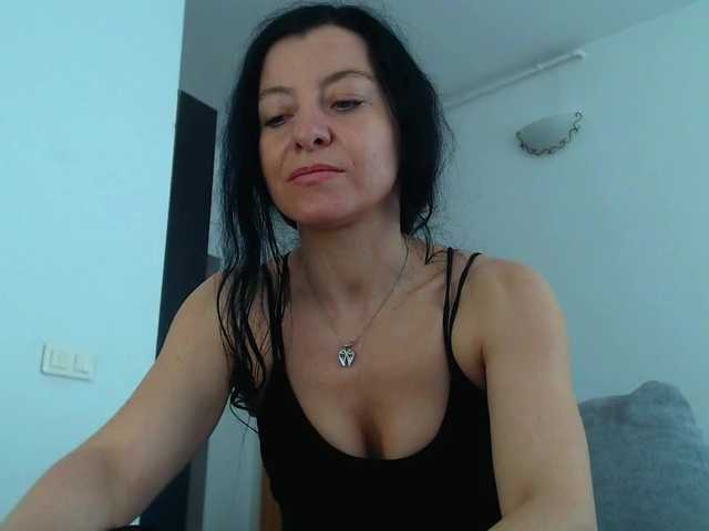 blueyesbaby's BongaCams show and profile