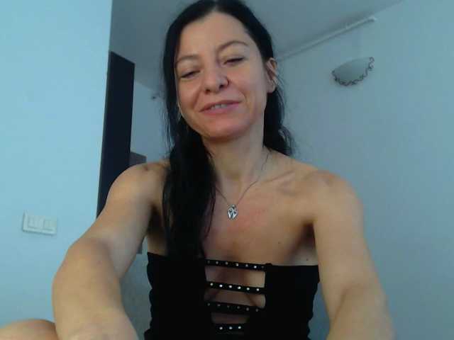 BluEyesBaby live cam preview
