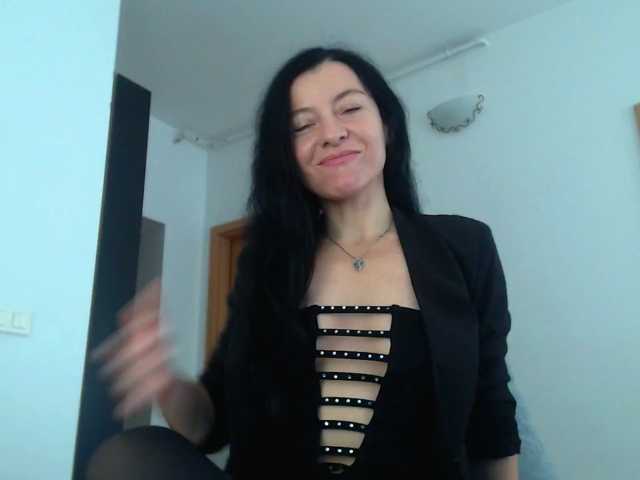 blueyesbaby live cam on BongaCams