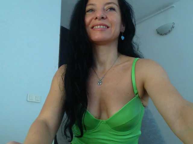 blueyesbaby live cam