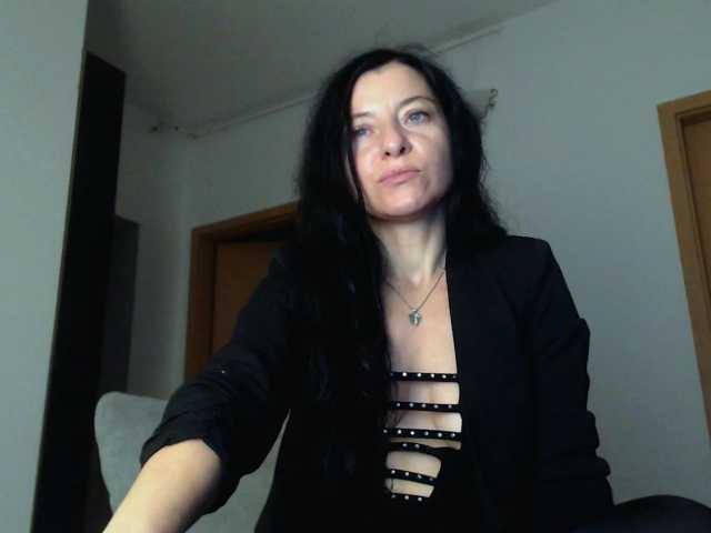 blueyesbaby live cam on BongaCams