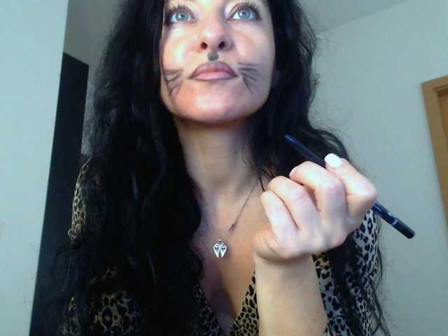 BluEyesBaby live cam on BongaCams