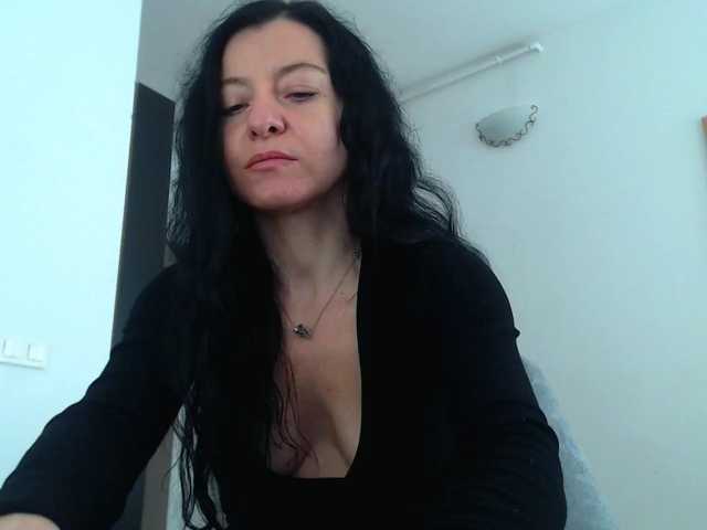 blueyesbaby, en vivo ahora en BongaCams