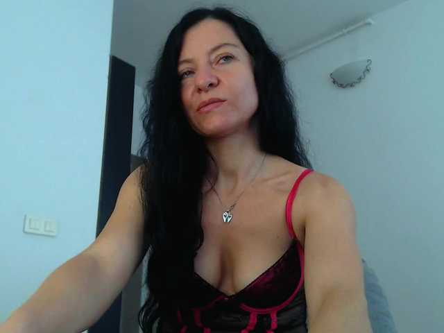 BluEyesBaby live cam preview