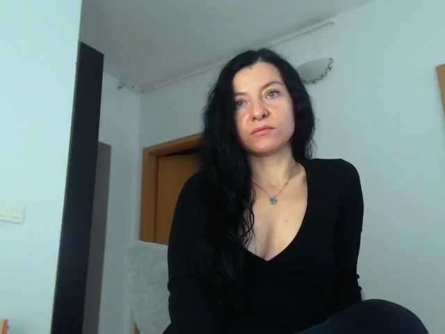 blueyesbaby, en vivo ahora en BongaCams