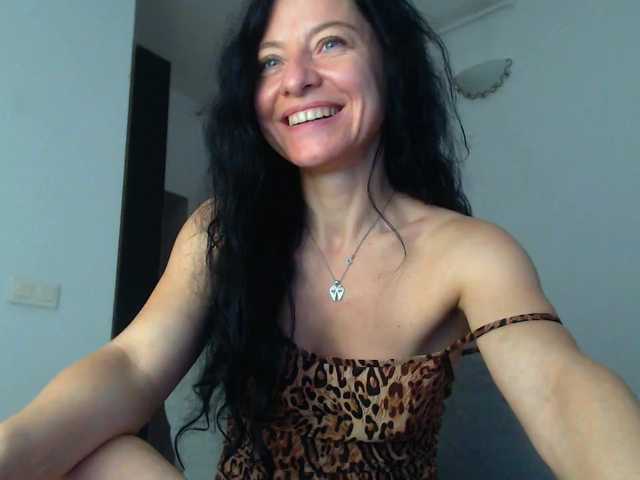 Sex chat gratuit in direct cu blueyesbaby pe BongaCams