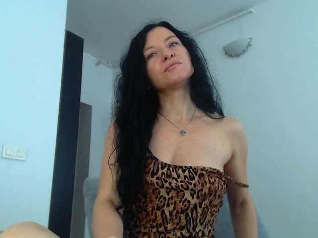 Sex chat gratuit in direct cu blueyesbaby pe BongaCams